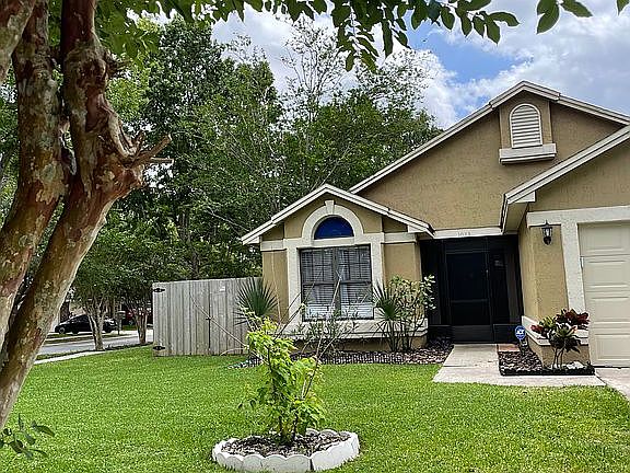 3rd image of 1023 Manigan Ave