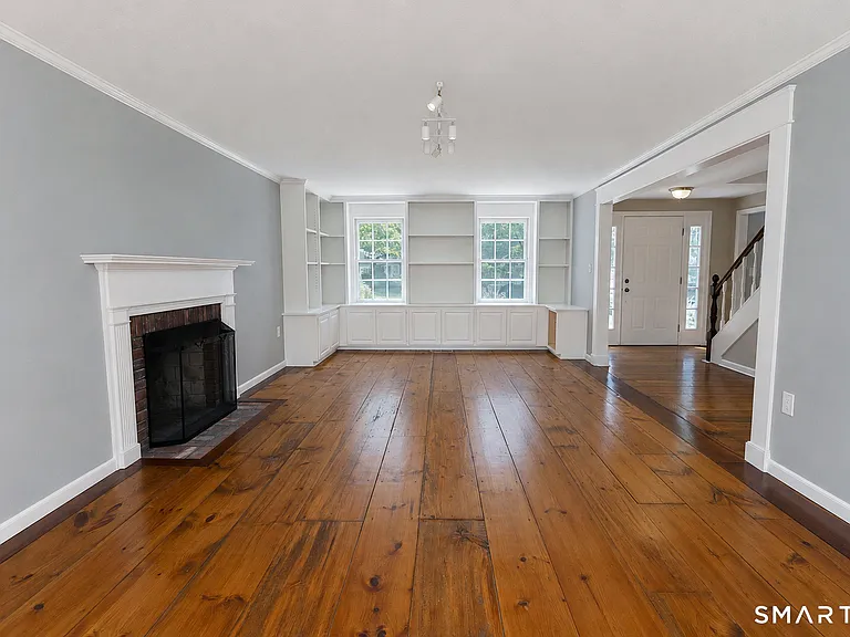 50 Fox Den Rd — Photo 13