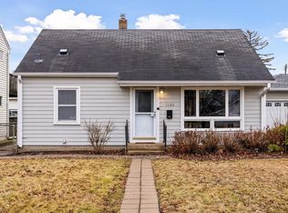 1165 Cleveland Ave S, Saint Paul, MN 55116