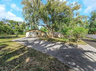 17902 Burnside Rd, Lutz, FL 33548