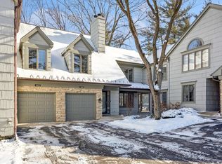 1013 Torrey Pines Ct #1013, Darien, IL 60561