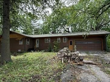 2nd image of 1555 2nd Ave E