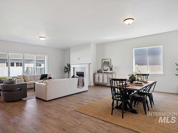 3rd image of 1073 W Paloma Ridge Dr