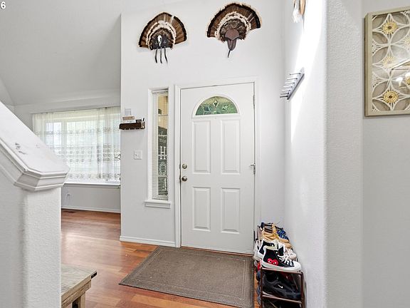 4th image of 15278 SE View Meadows Ln