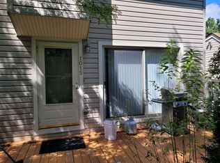 1015 Casa Dr, Schaumburg, IL 60173