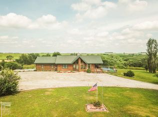 53971 260th St, Glenwood, IA 51534