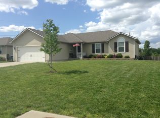 3342 NW 38th Ter, Topeka, KS 66618