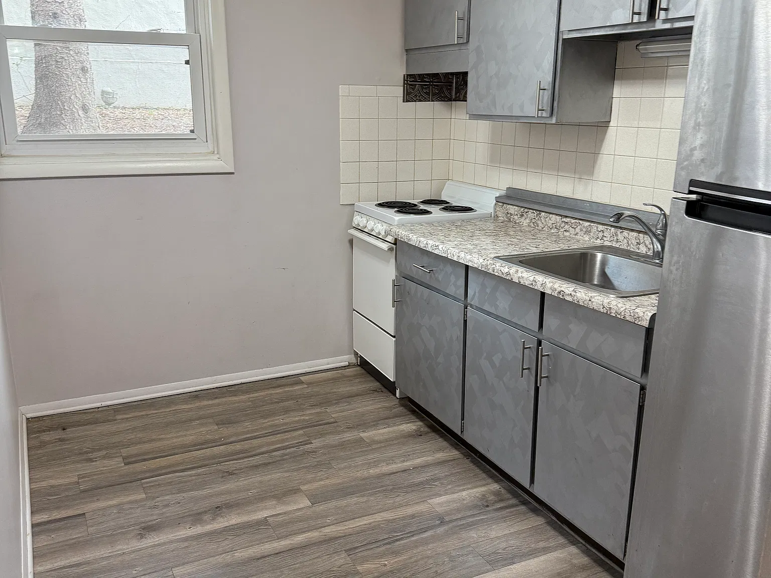 1 bed, $670 — Photo 2