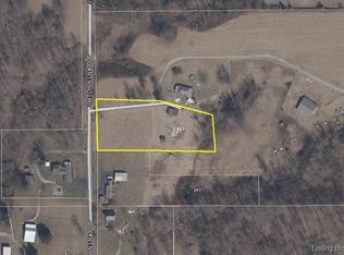 3048 E Laura Ln, Scottsburg, IN 47170