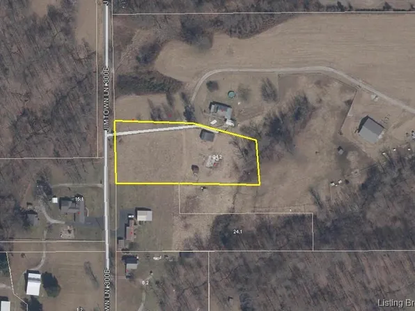 3048 E Laura Lane, Scottsburg, IN 47170