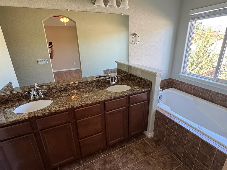 12322 Bandon Dr — Photo 22