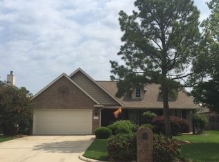 13330 Raintree Dr, Montgomery, TX 77356