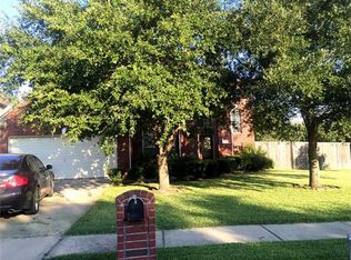 1002 Walnut Pointe, League City, TX 77573