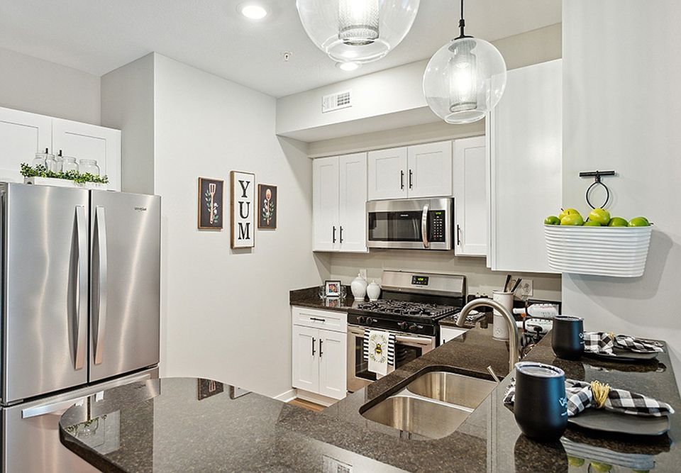 The Valley Townhomes Kitchen