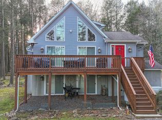 7 Beech Ln, Albrightsville, PA 18210