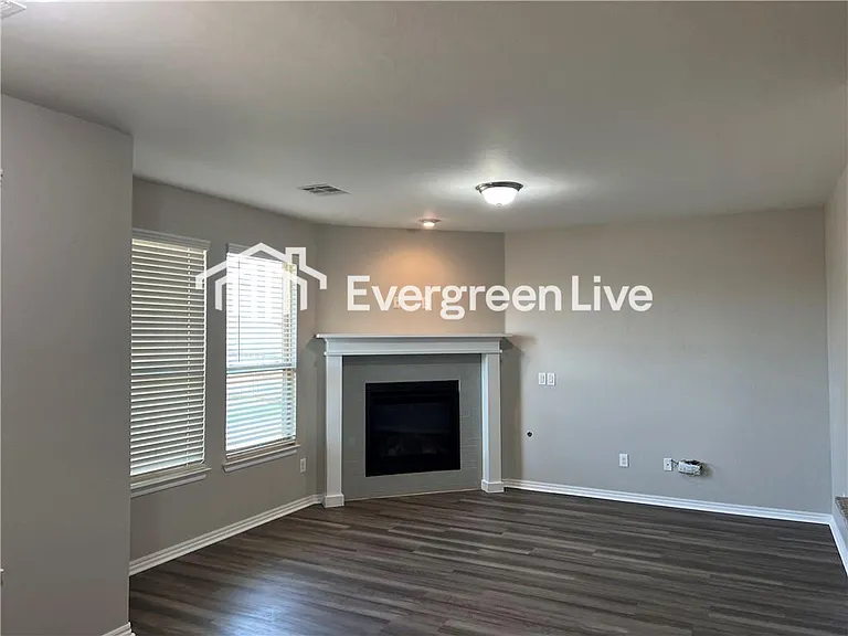 14013 Babbling Brook Dr — Photo 3