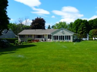 30 Morningside Dr, Laconia, NH 03246