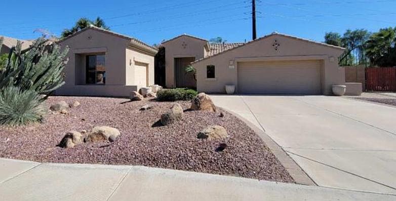 1st image of 2461 W Marlin Dr