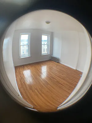 Rented by Gur Altberg, LREB | media 1