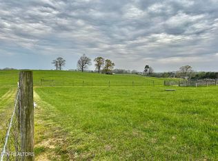 3011 Oakland Rd, Philadelphia, TN 37846