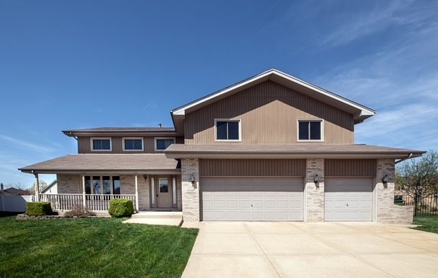 1st image of 19316 Fane Ct