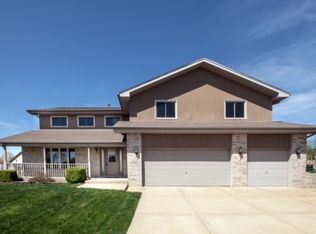 19316 Fane Ct, Tinley Park, IL 60487