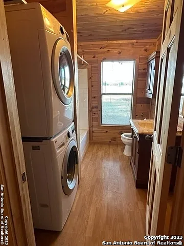 373 Pine Tree Rd — Photo 10