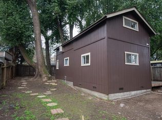 18089 Riverside Dr, Sonoma, CA 95476