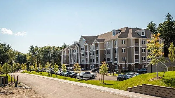 Aspen Regency — Photo 7