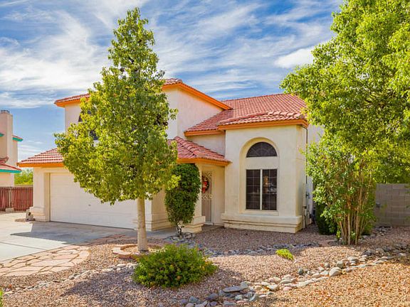 4th image of 9390 N Waxwing Ct