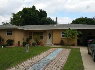 3777 Dover Dr, Sarasota, FL 34235