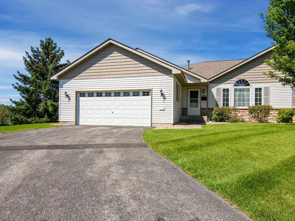 225 Bluff Dr, Somerset, WI 54025