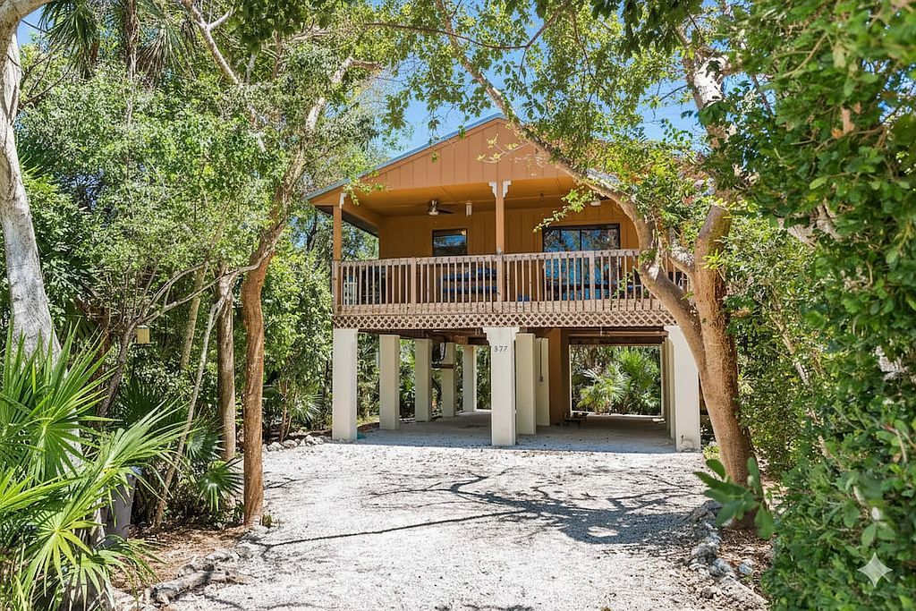 377 Guava Ave - Property Image