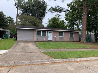 525 Fielding Ave, Gretna, LA 70056