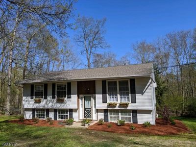 3 Van Sickle Rd, Sandyston, NJ, 07826