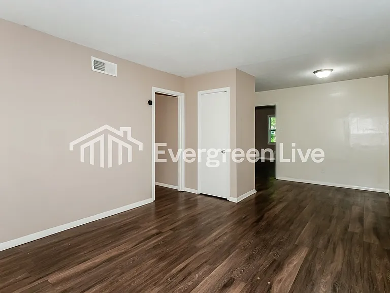 2954 Cherry Rd — Photo 4
