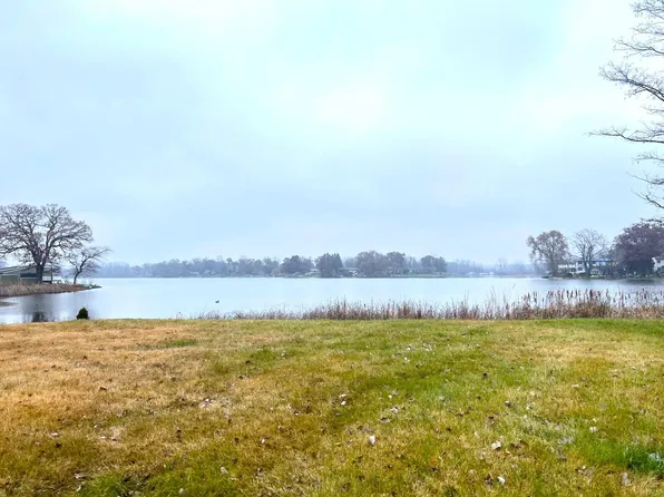 66335 N Centerville Rd, Sturgis, MI 49091