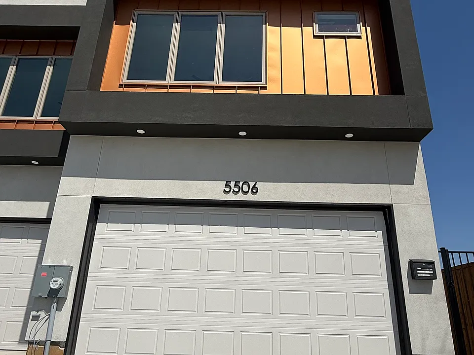 5506 Mesa Cir