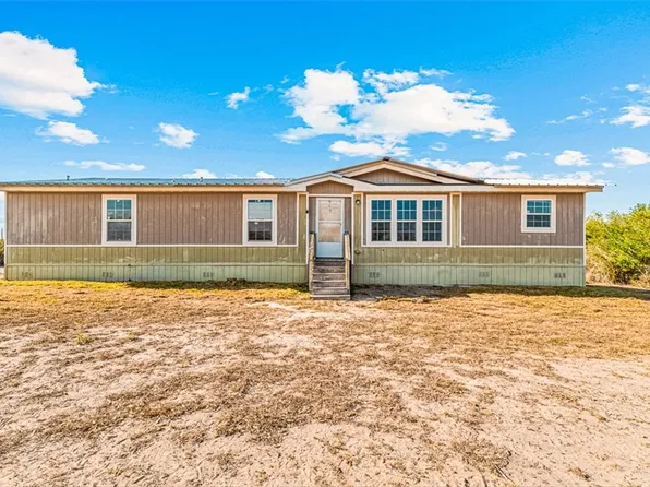 170 Polzin Ranch Rd, George West, TX 78022