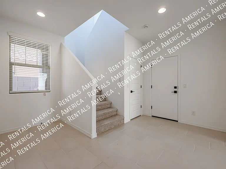 3768 N 99th Dr — Photo 3