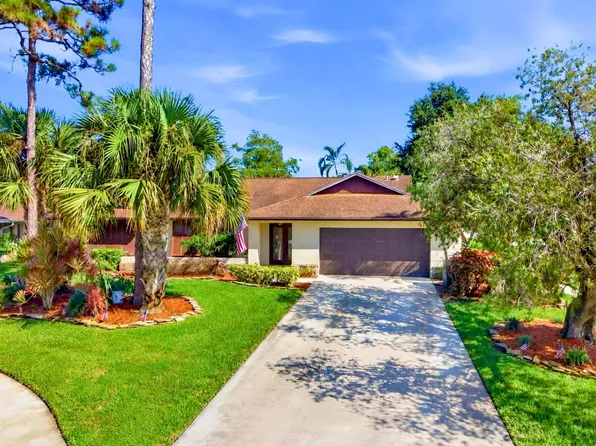 569 DOLLARSPOT Court, Wellington, FL 33414