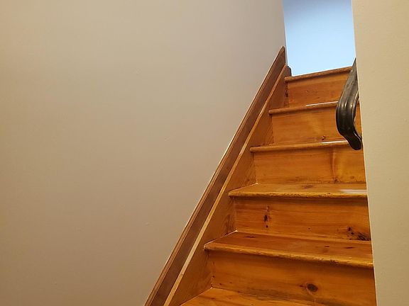 2nd image of 10609 Ditmars Blvd
