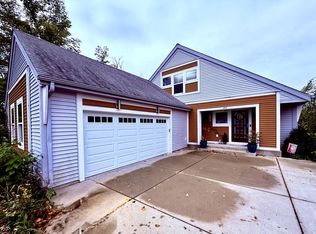 1783 Saddle Dr, Hartford, WI 53027