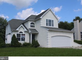3 Vance Ave, Sicklerville, NJ 08081