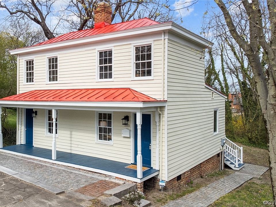 1st image of 205 N Davis St