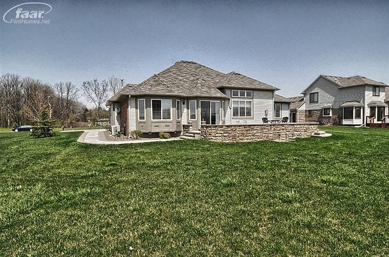 2nd image of 6440 Jamie Ln