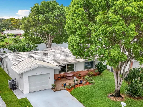 1134 NW 90th Way, Plantation, FL 33322