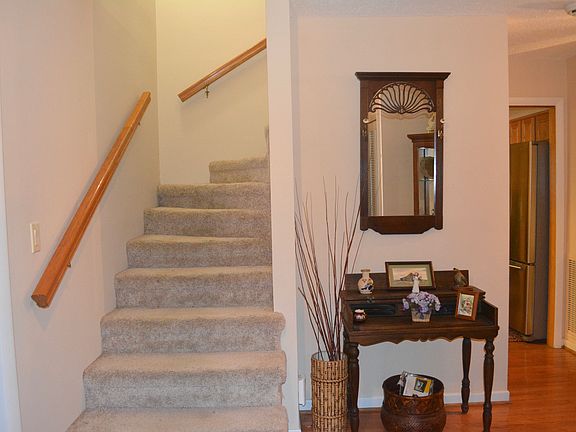 5th image of 2843 N Kenwood Ave