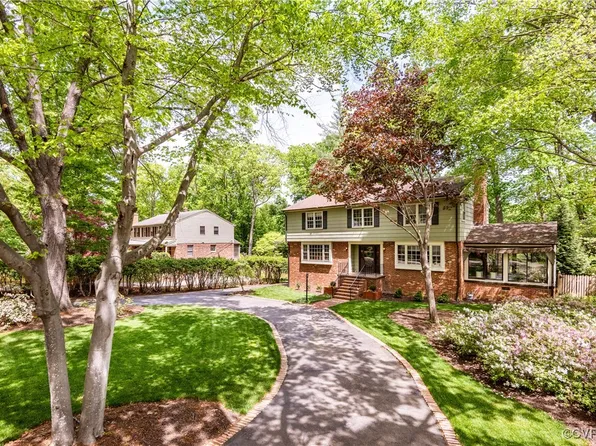 2417 Scarsborough Dr, North Chesterfield, VA 23235