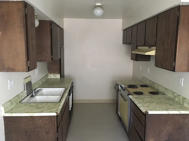 200 Lincoln Ave — Photo 7
